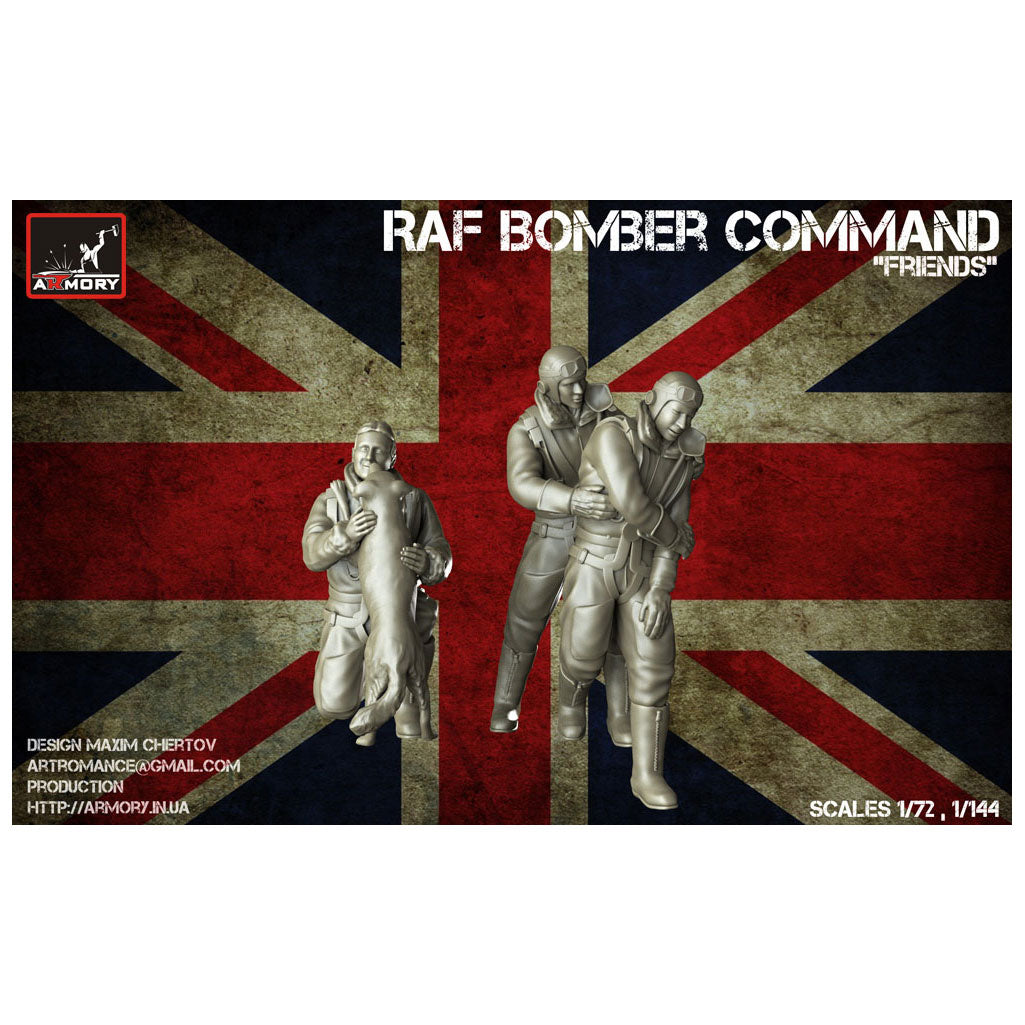 Friends - 1/72 RAF WWII crewmen in high altitude outfit Scale 1:72 Armory Models AR F7224b
