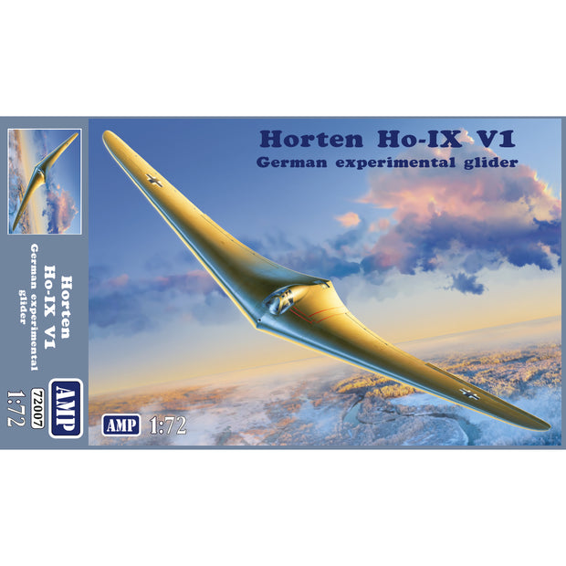 Horten H.IX V1, German Experimental Glider Scale 1:72 AMP 72007 Plastic Model Aircraft Kit