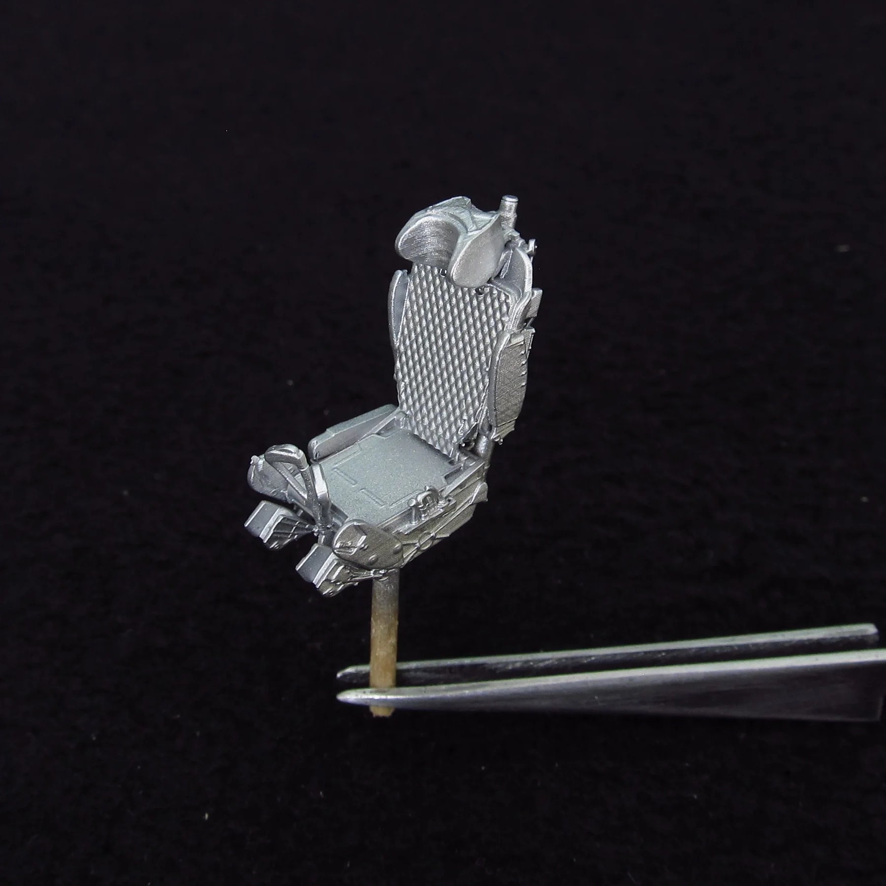 Ejection Seat KM-1M 2 pcs, Seats + 3D Decals (3D-Printed) Scale 1:48 Metallic Details MDR48259 - For Models Aircraft Kits