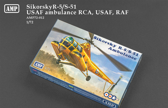 Sikorsky R-5/S-51 Ambulance Scale 1:72 AMP 72012 Plastic Model Helicopter Kit