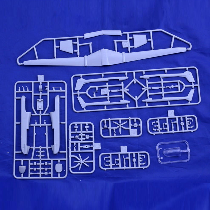 Northrop Grumman Firebird OPV w/ antennas & sensors, Aircraft Model Kit Scale 1:72 SOVA-M SVM 72001