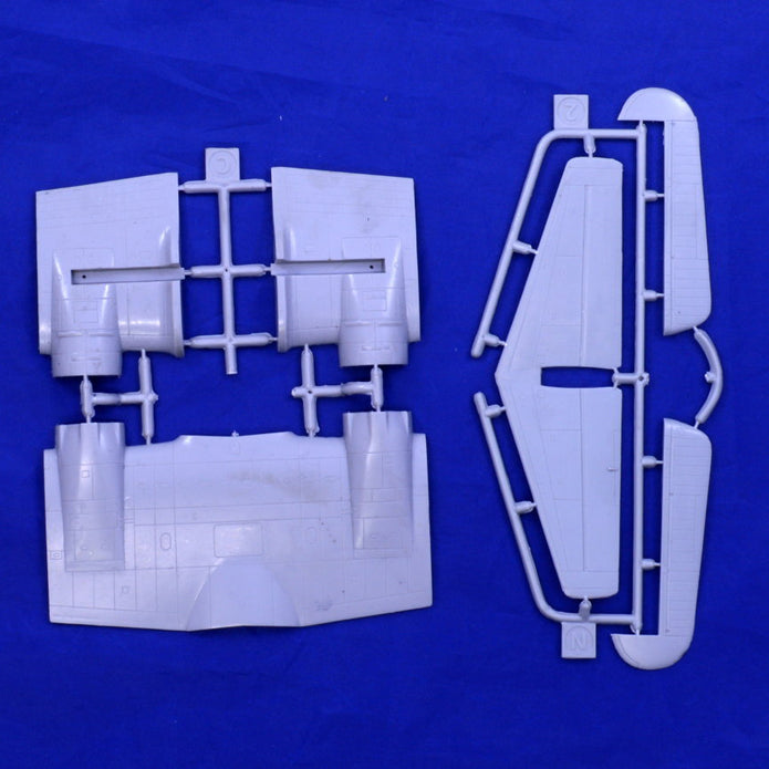 Grumman SHU-16B Albatross Seaplane, Aircraft Model Kit Scale 1:72 SOVA-M SVM 72026