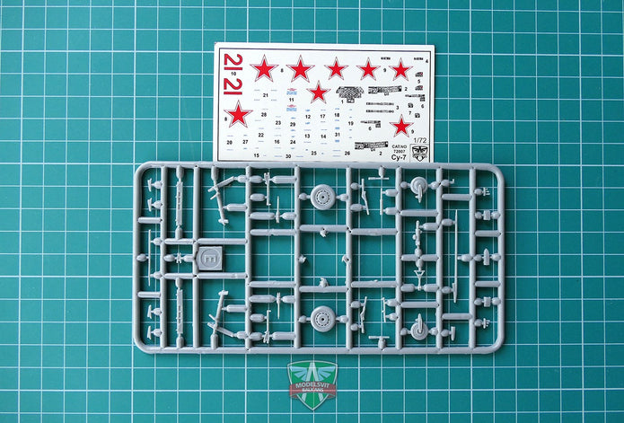 Modelsvit 72007 Plastic model aicraft kit Scale 1:72 Su-7
