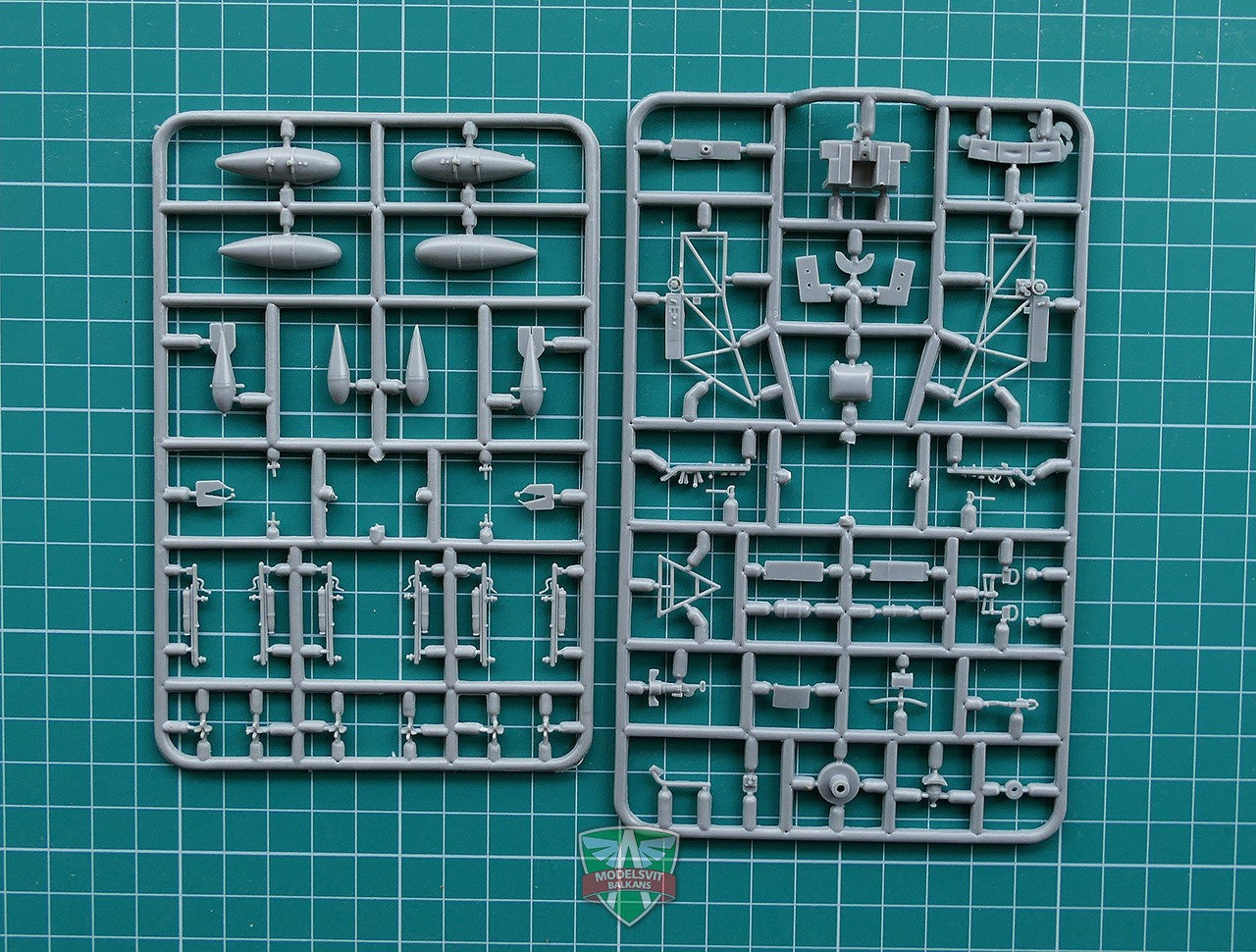 Modelsvit 4802 Plastic model aircraft kit Scale 1:48 Yakovlev Yak-1 (Winter version)