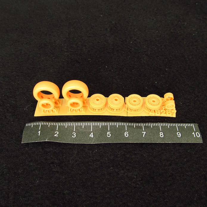 McDonnell Douglas F-4 Phantom II (C/D/E/F/G) Wheels Scale 1:48 Metallic Details MDR48267