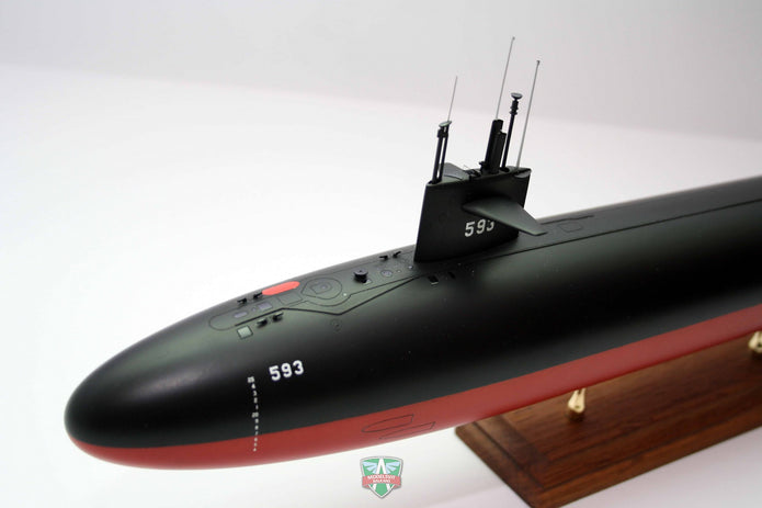 Modelsvit 1401 Plastic model submarine kit Scale 1:144 USS 