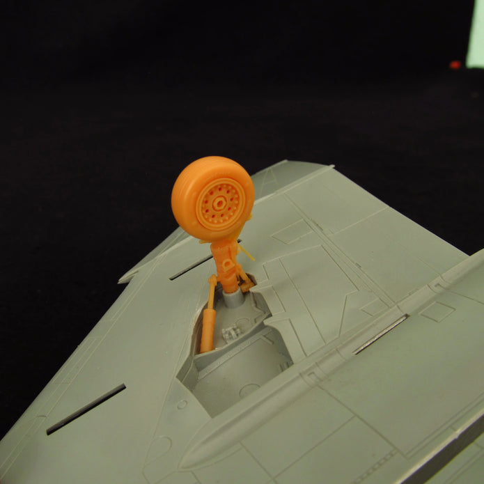 McDonnell Douglas F-4 Phantom II (J/S), Landing Gears, Wheels (for Italeri) Scale 1:48 Metallic Details MDR48251