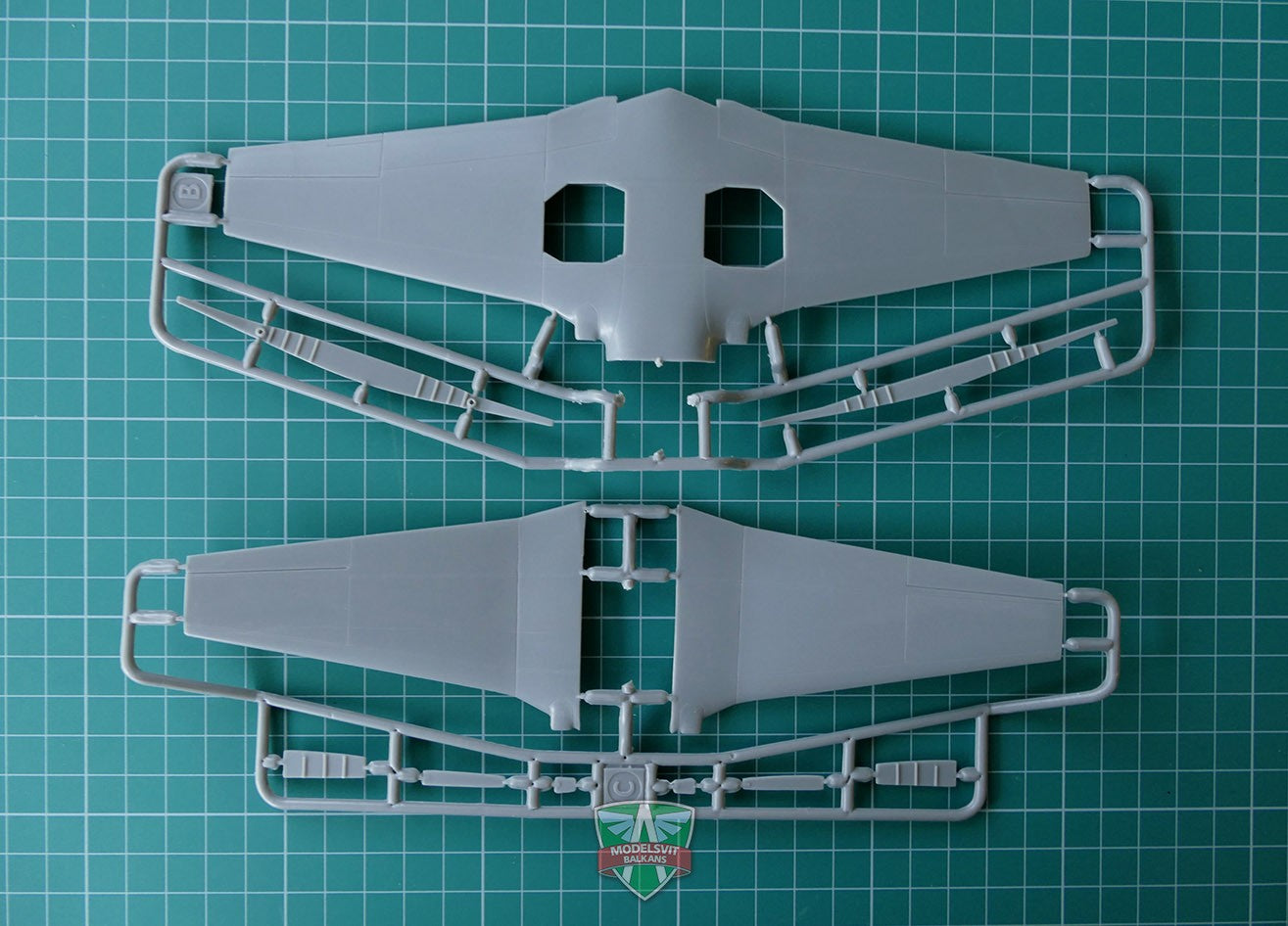 Modelsvit 72016 Plastic model aicraft kit Scale 1:72 Tupolev Tu-91 'Boot' Soviet naval attack aircraft