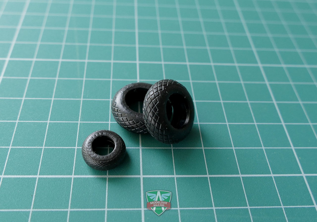 Modelsvit 72012 Plastic model aicraft kit Scale 1:72 Beriev Be-12 Chayka