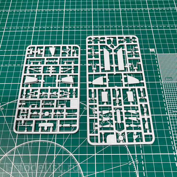 Beriev Be-8 (With water skis & hydrofoils), Aircraft Model Kit Scale 1:72 SOVA-M SVM 72025