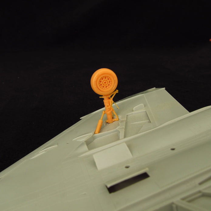 McDonnell Douglas F-4 Phantom II (J/S), Landing Gears, Wheels (for Hasegawa) Scale 1:48 Metallic Details MDR48250