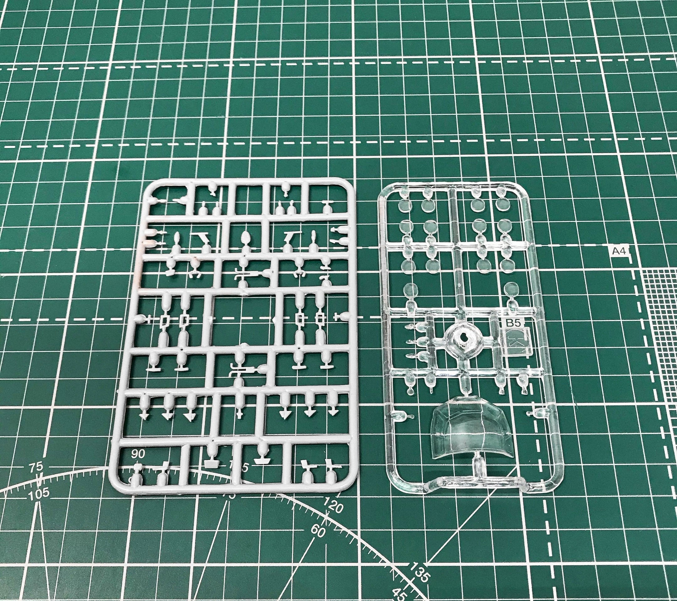 JetStream-32ER, Passenger Aircraft Model Kit Scale 1:72 SOVA-M SVM 72010
