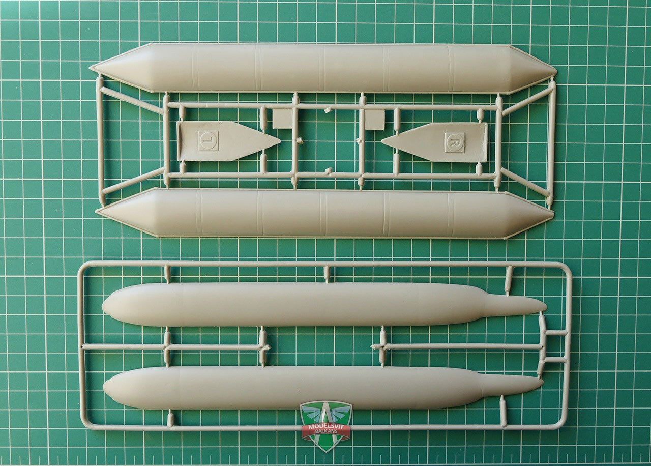 Modelsvit 72041 Plastic model aicraft kit Scale 1:72 VVA-14 with inflatable pontoons