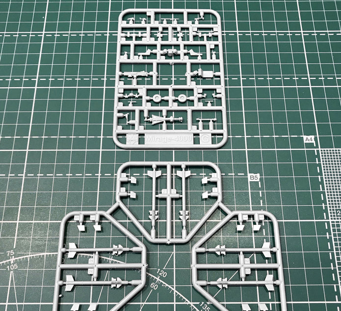 Modelsvit 72053 Plastic model aicraft kit Scale 1:72 Mirage 4000 w/Weapons