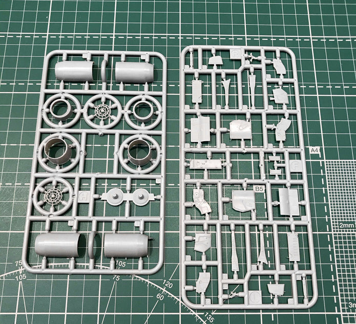 Modelsvit 72053 Plastic model aicraft kit Scale 1:72 Mirage 4000 w/Weapons