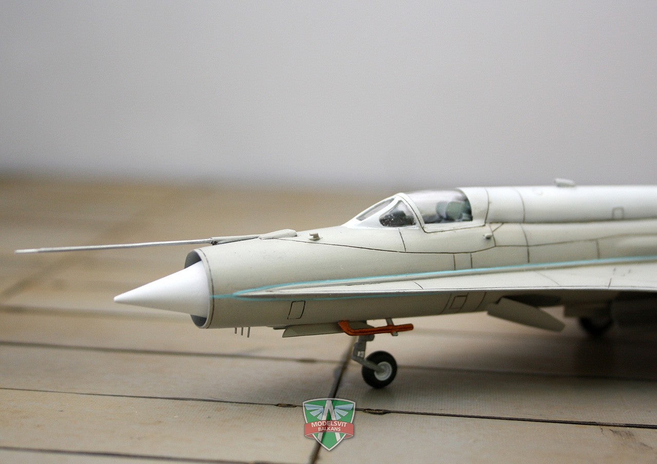 Modelsvit 72003 Plastic model aicraft kit Scale 1:72 MiG-21I Analog A-144-1