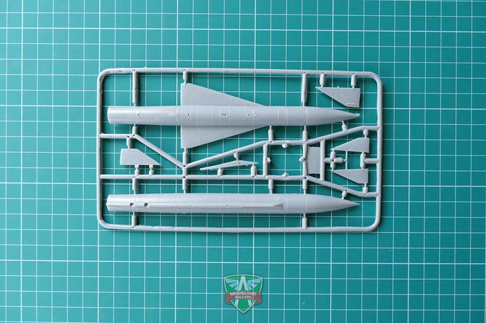 Modelsvit 72046 Plastic model aicraft kit Scale 1:72 Tupolev Tu-22KDP