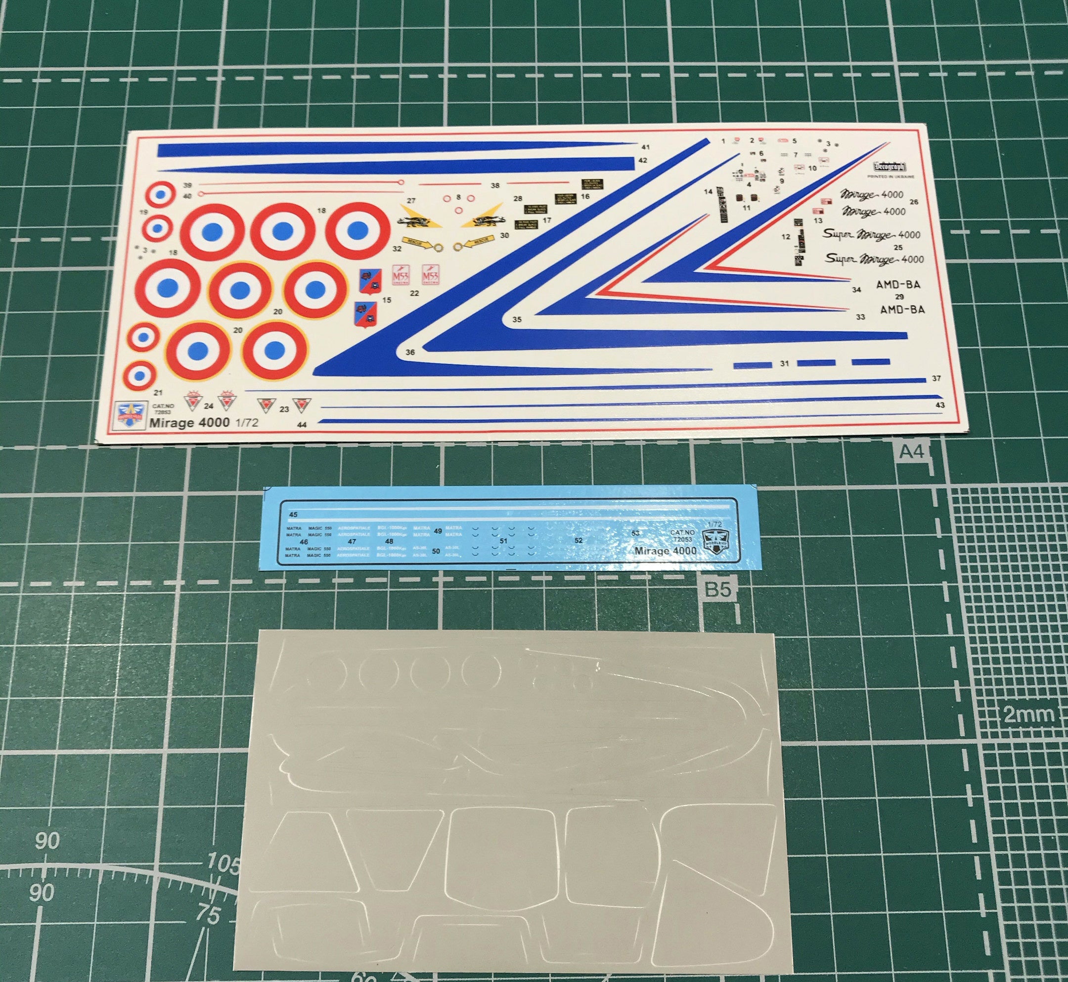 Modelsvit 72053 Plastic model aicraft kit Scale 1:72 Mirage 4000 w/Weapons