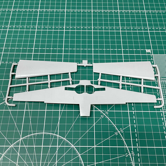 Messerschmitt Me,209 V-4 Plastic Model Aicraft Kit Scale 1:48 A&A Models AAM4810