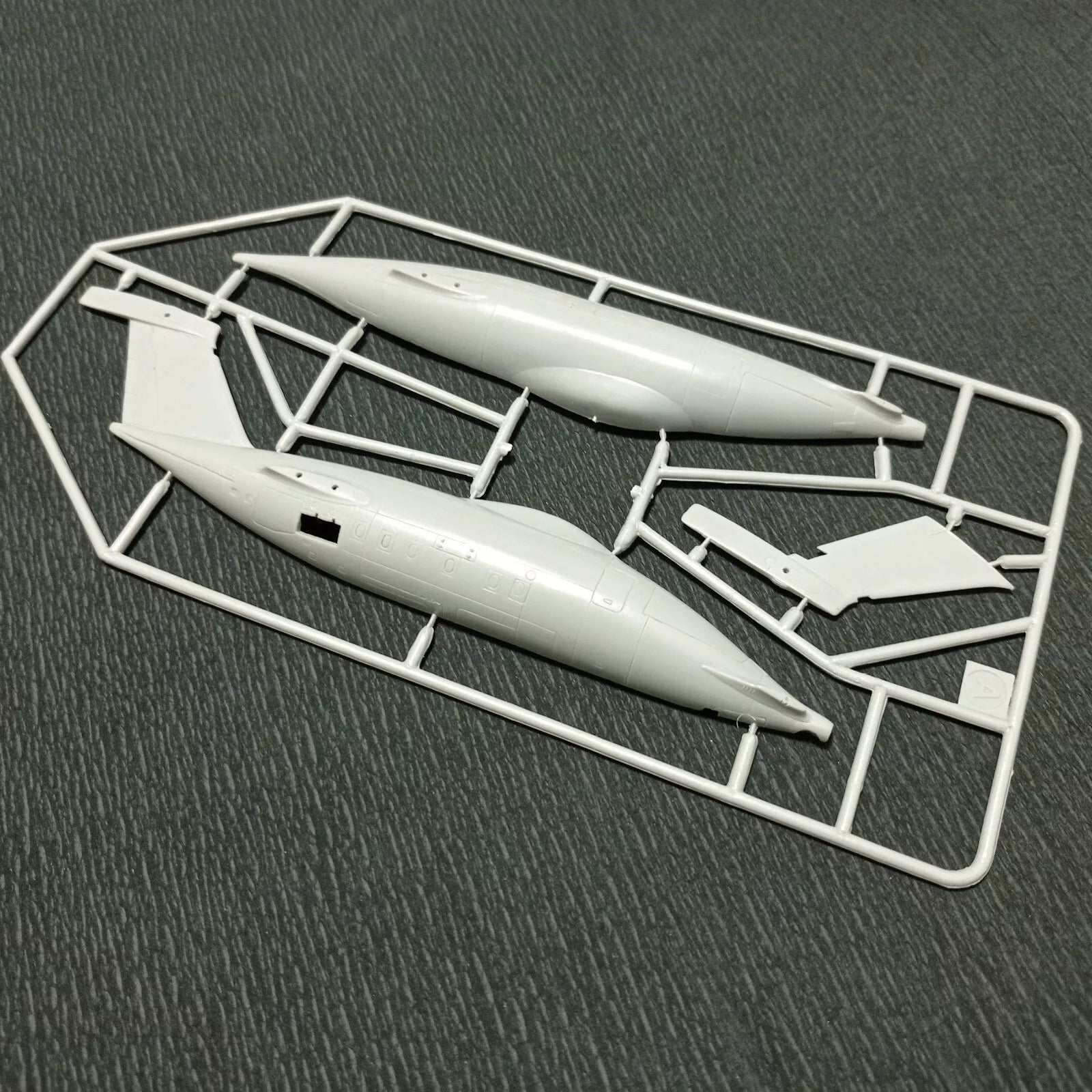 Piaggio P1 HH HammerHead UAV (2nd flying prototype) Model Aircraft Kit Scale 1:72 A&A Models AAM7210