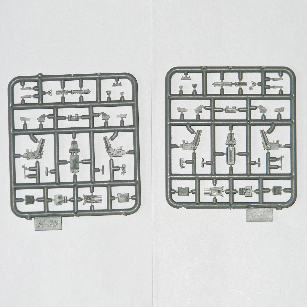 Ilyushin IL-102 Experimental ground-attack Model Aircraft Kit Scale 1:72 A&A Models AAM7211