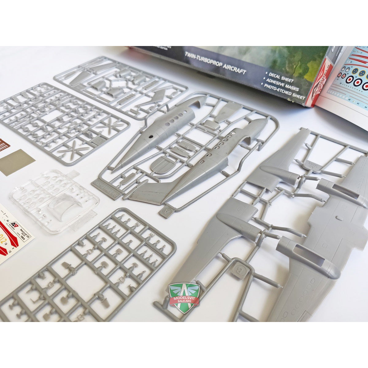 Beechcraft 200 Super King Air Model Kit Aircraft Scale 1:72 A&A Models AAM7224