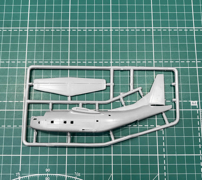 Fairchild C-123J 'Provider' USAF transport aircraft Scale 1:144 Amodel AMO1406 Plastic Airplane Model Kit