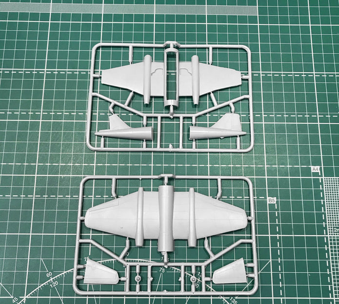 E.E.Canberra B. Mk-2 Scale 1:144 Amodel AMO1426 Plastic Airplane Model Kit
