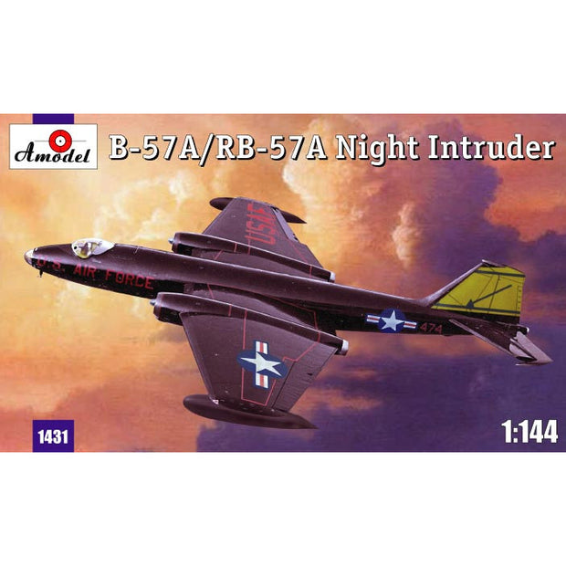 B-57A / RB-57A Night intruder Scale 1:144 Amodel AMO1431 Scale Airplane Model Kit