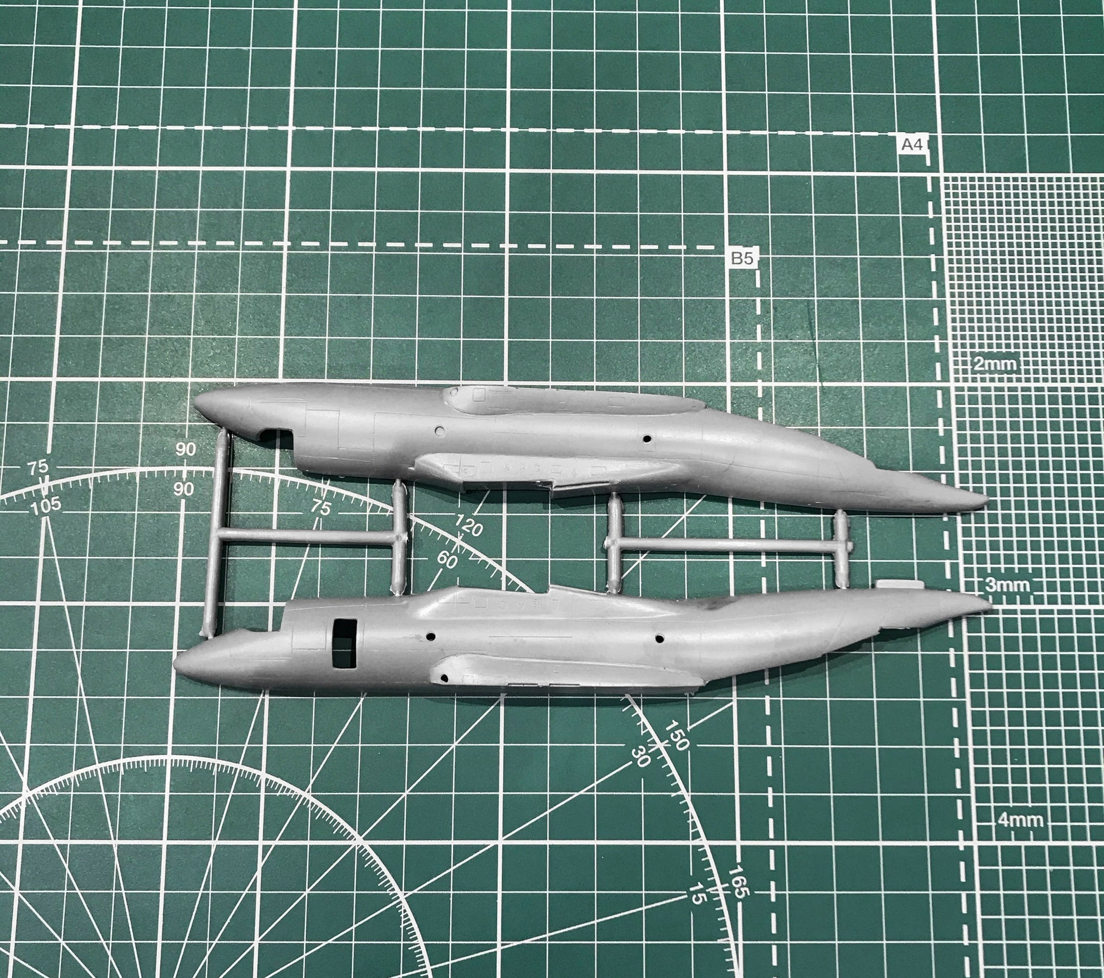 Antonov An-74T Scale 1:144 Amodel AMO1434 Plastic Airplane Model Kit