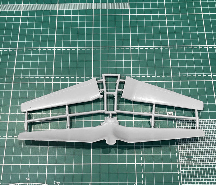 Beriev Be-14 Soviet rescue aircraft Scale 1:144 Amodel AMO1441 Plastic Airplane Model Kit