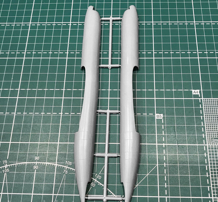 D.H. 106 Comet-4B Scale 1:144 Amodel AMO1448 Plastic Airplane Model Kit