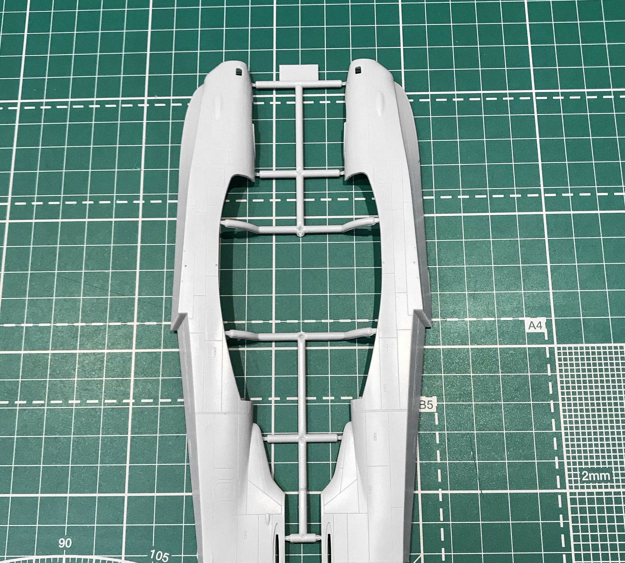 hydroplane Beriev Be-10 amphibious bomber Scale 1:144 Amodel AMO1452 Plastic Airplane Model Kit