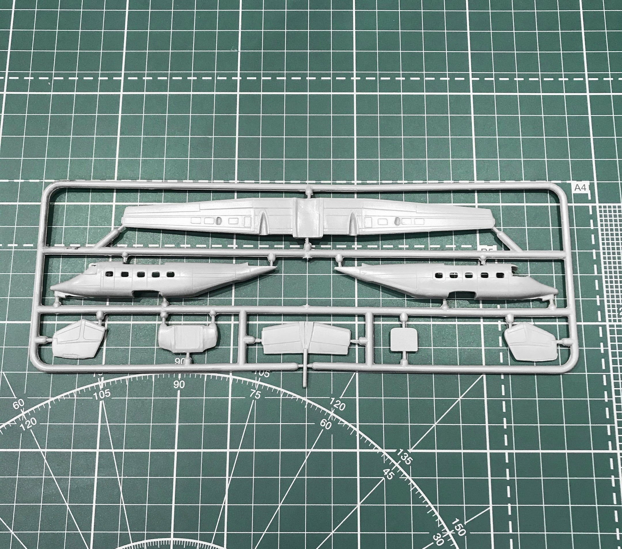 PZL M-28 Skytruck Scale 1:144 Amodel AMO1461 Plastic Airplane Model Kit