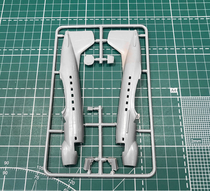 Avia Av-14 FK Scale 1:144 Amodel AMO1463 Plastic Airplane Model Kit