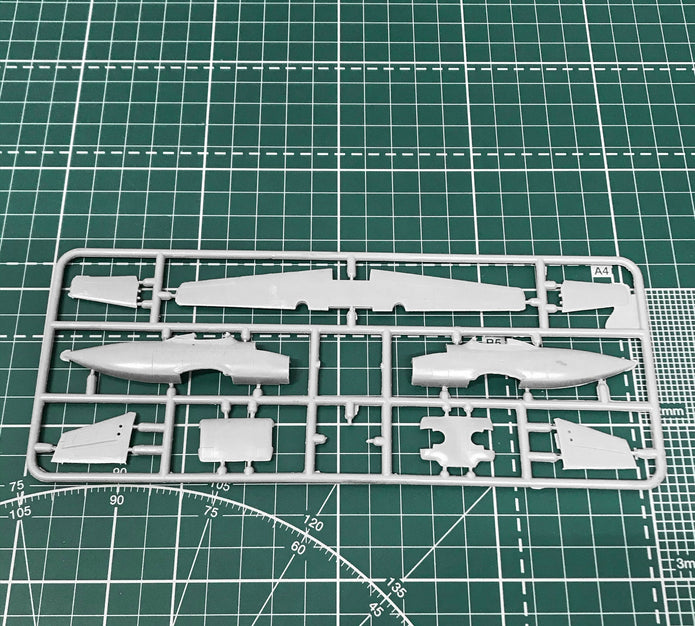 Let L-410MA/MU Turbolet Scale 1:144 Amodel AMO1467-02 Plastic Airplane Model Kit
