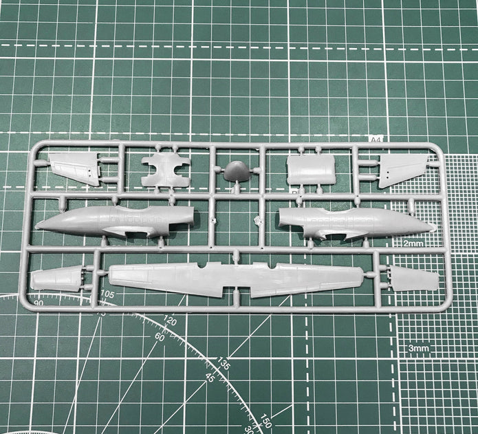 Let L-410M/MU Turbolet Scale 1:144 Amodel AMO1467 Plastic Airplane Model Kit