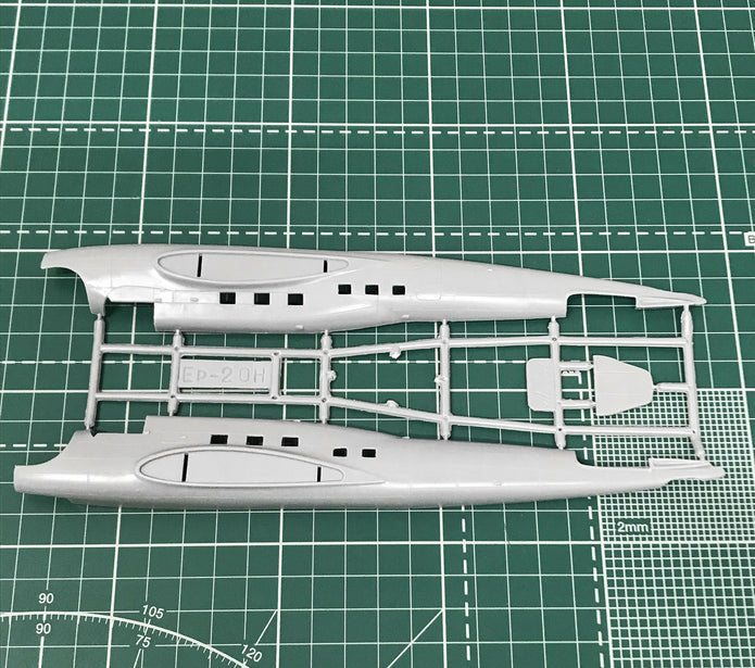 Er-2 ON Soviet special aircraft Scale 1:72 Amodel AMO72110 Plastic Airplane Model Kit