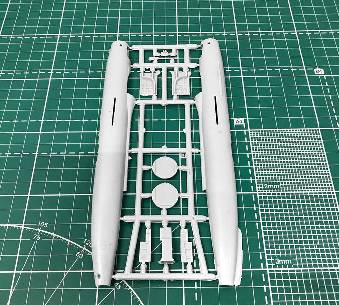 Yak-27R Soviet interceptor Scale 1:72 Amodel AMO72111 Plastic Airplane Model Kit