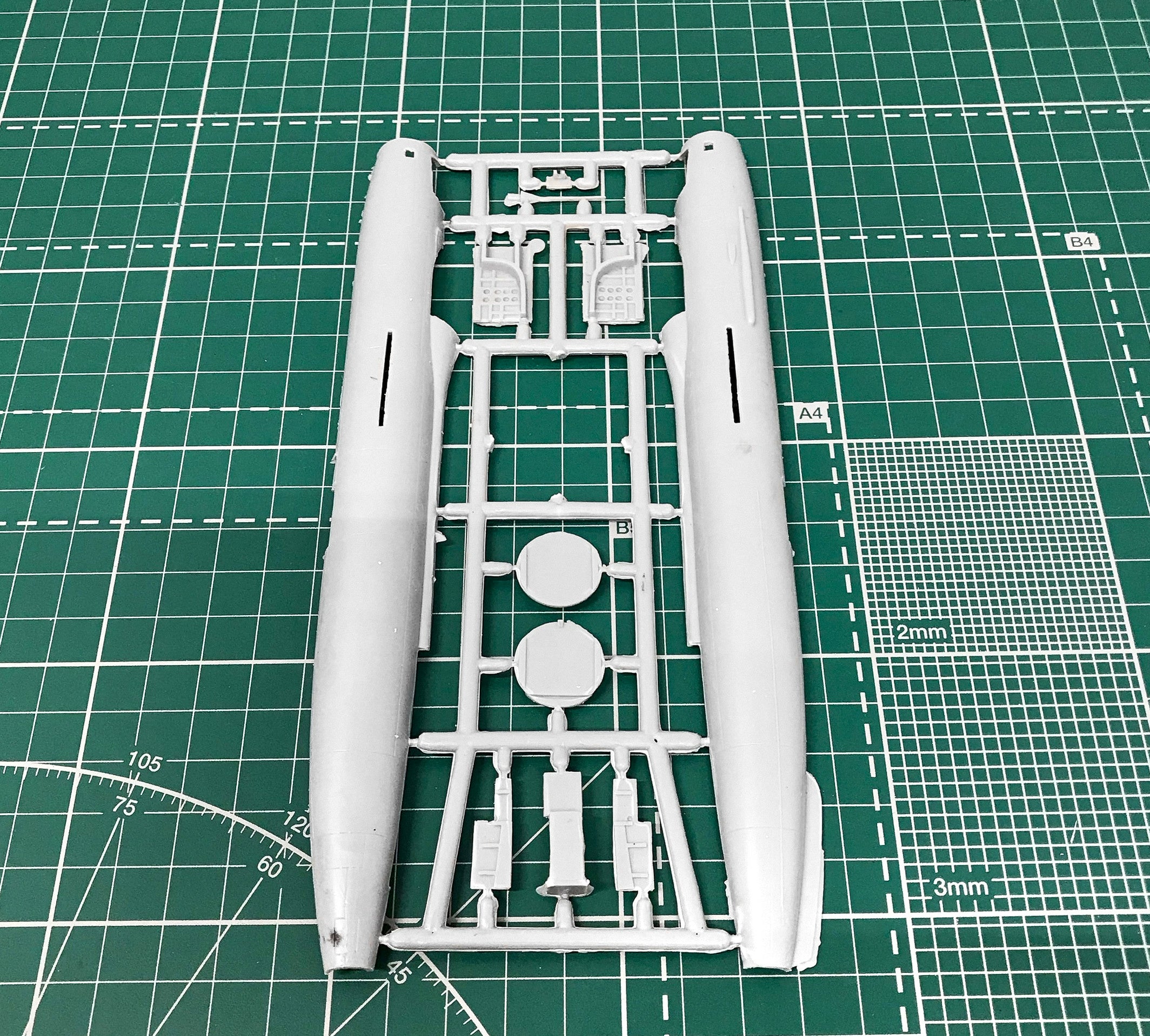 Yak-27R Soviet interceptor Scale 1:72 Amodel AMO72111 Plastic Airplane Model Kit