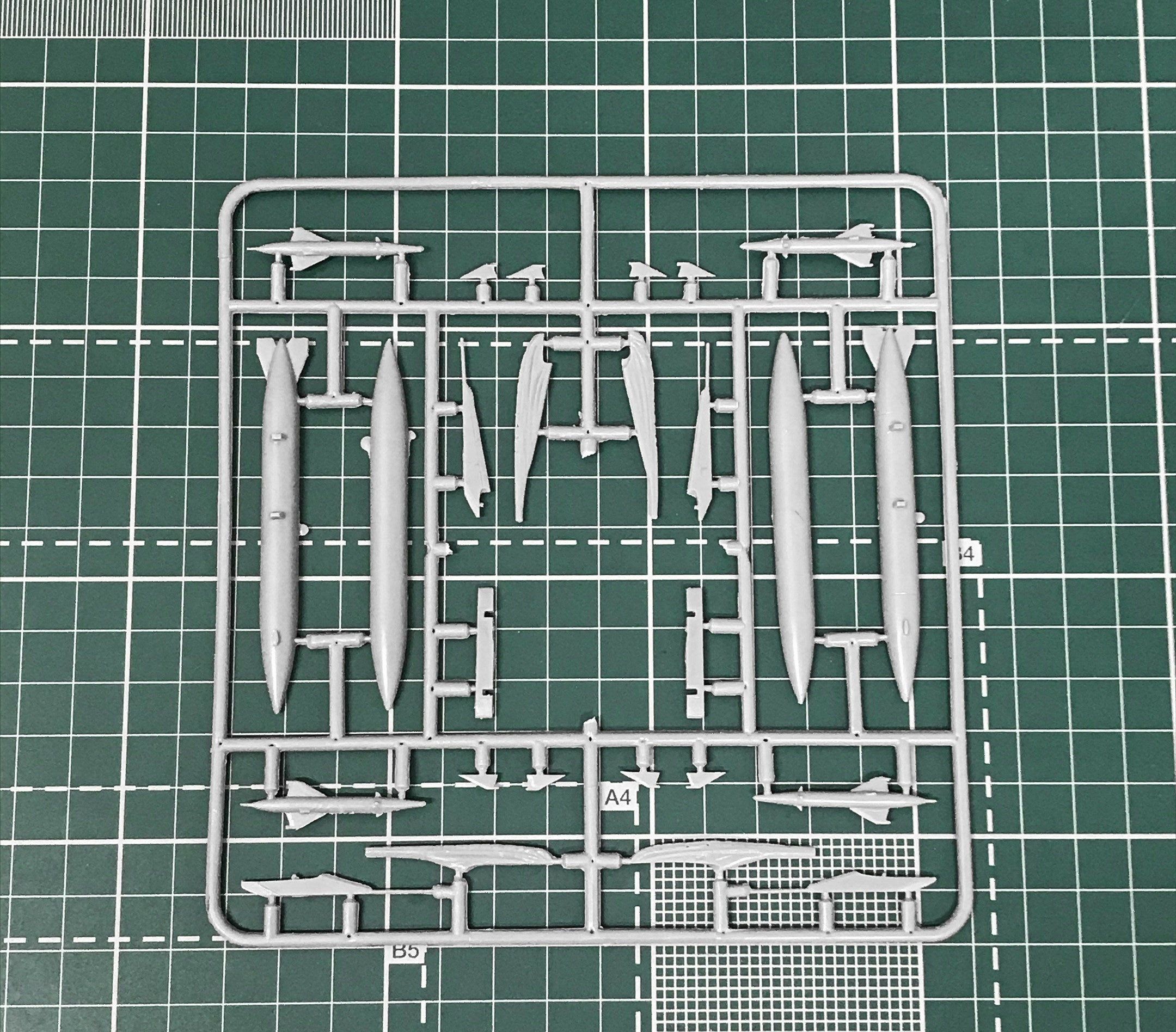 Su-9U Soviet training aircraft Scale 1:72 Amodel AMO72122 Plastic Airplane Model Kit