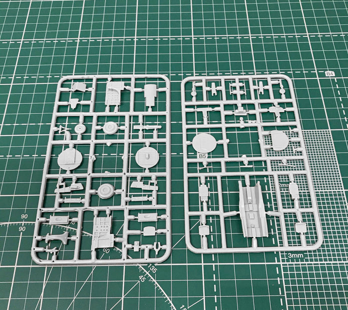 Yak-25M Soviet fighter Scale 1:72 Amodel AMO72143 Plastic Airplane Model Kit