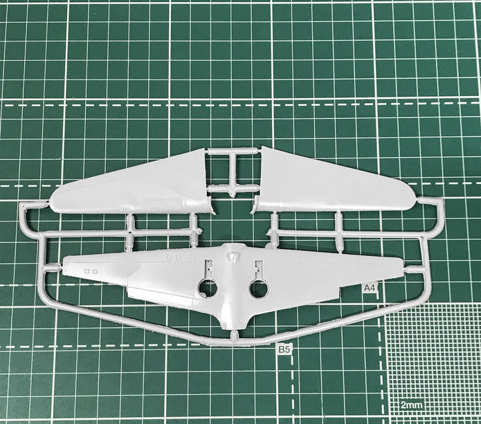 Sukhoi Su-1 Soviet fighter Scale 1:72 Amodel AMO72156 Plastic Airplane Model Kit