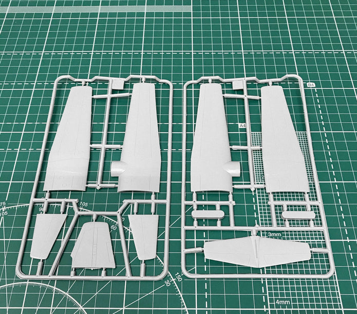 Yak-210 Soviet trainer aircarft Scale 1:72 Amodel AMO72171 Plastic Airplane Model Kit
