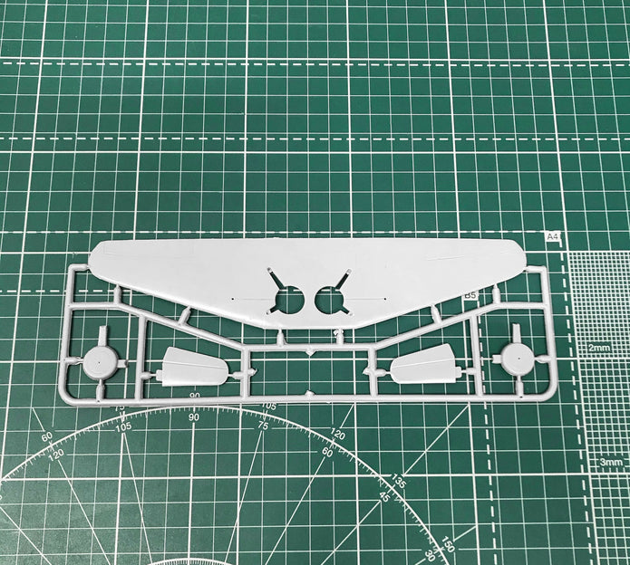HAI-1 Soviet passenger aircraft Scale 1:72 Amodel AMO72174 Plastic Airplane Model Kit