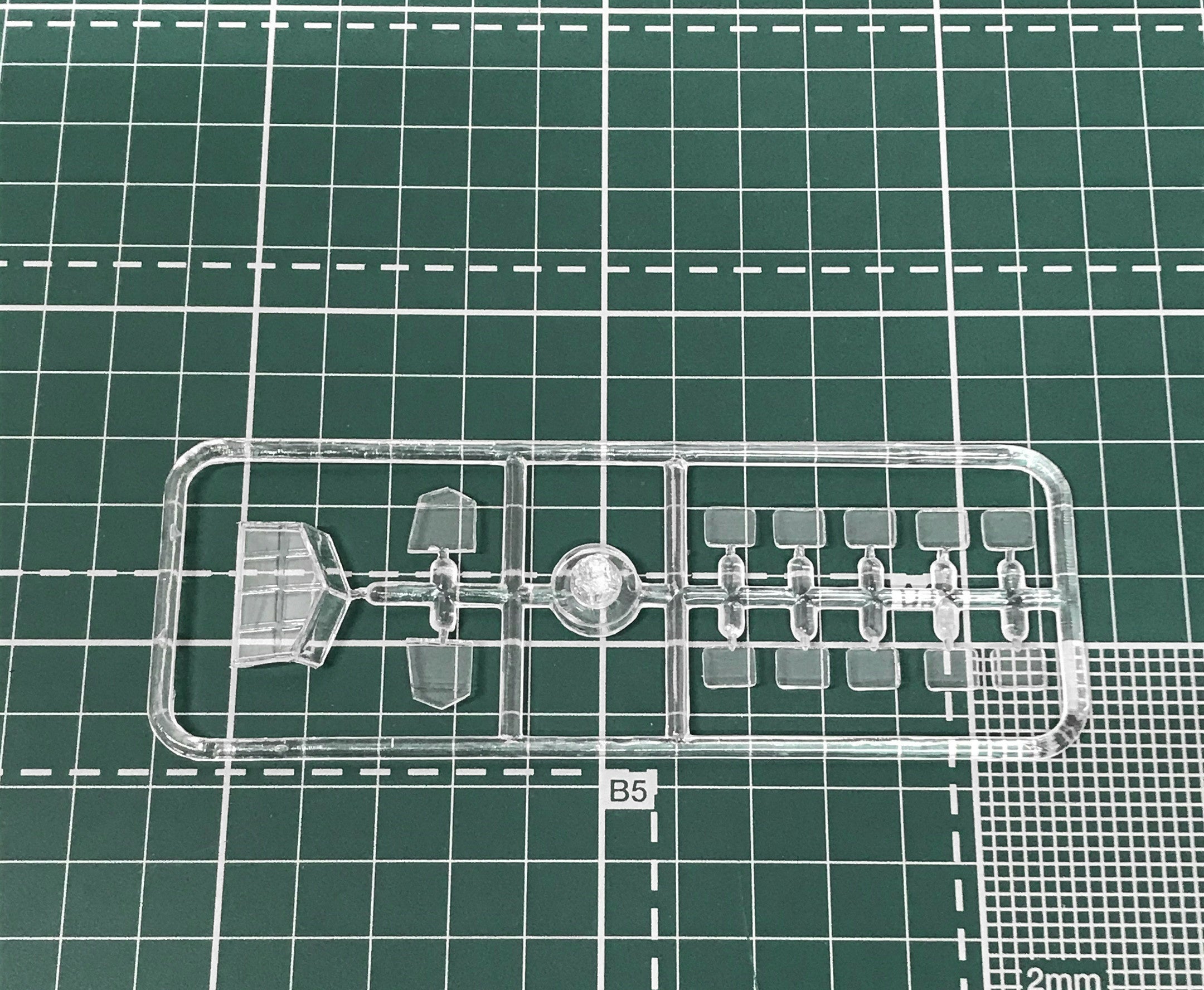 Kalinin K-5 Soviet airliner Scale 1:72 Amodel AMO72199 Plastic Airplane Model Kit