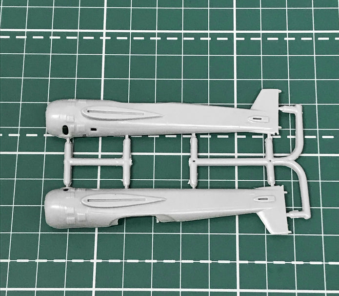 Yak-55M 'FORTIS' Scale 1:72 Amodel AMO72205 Plastic Airplane Model Kit