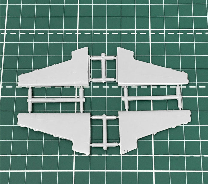 Yak-55M 'FORTIS' Scale 1:72 Amodel AMO72205 Plastic Airplane Model Kit