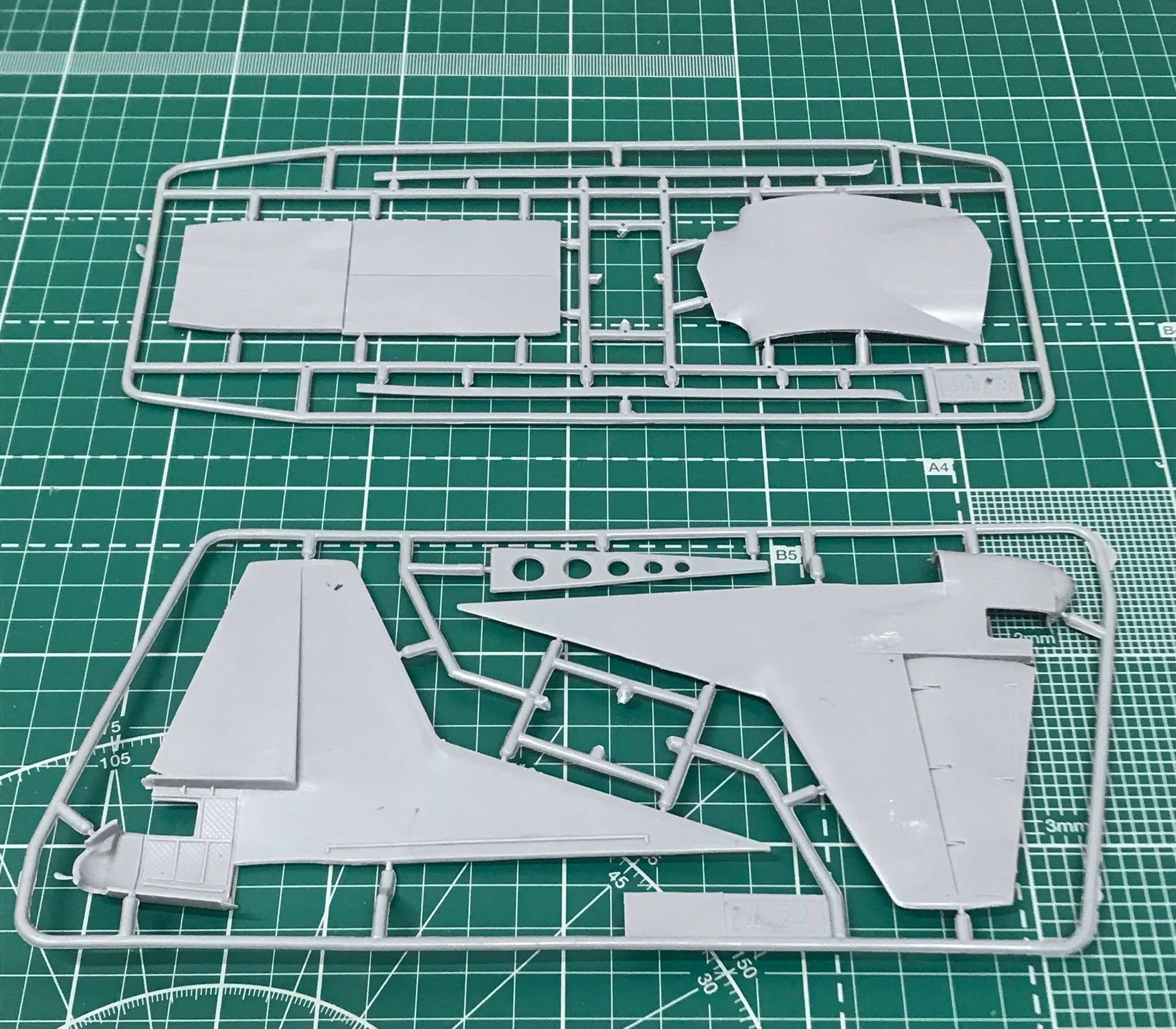 Plastic model Antonov An-8 civil aviation Scale 1:72 Amodel AMO72228 Plastic Airplane Model Kit