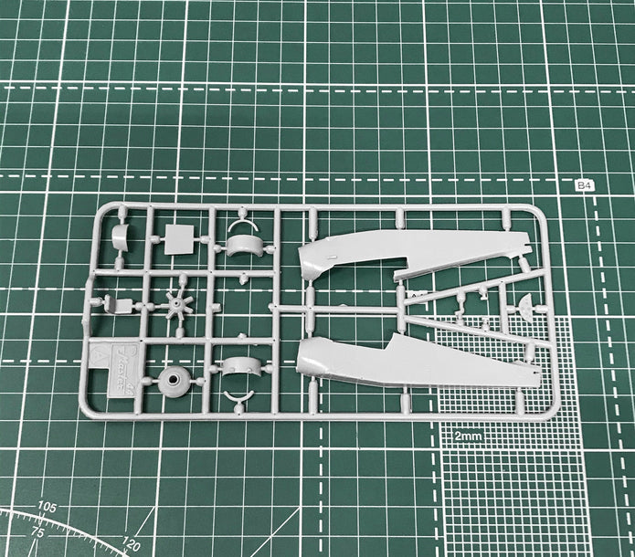 Tachikawa KKY-2 Scale 1:72 Amodel AMO72247 Plastic Airplane Model Kit